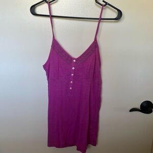 Gap tank top in orchid purple